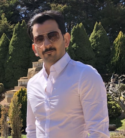 Headshot of A/Prof Alireza Rahbari