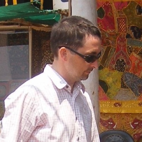 Headshot of Dr Paul Butterworth