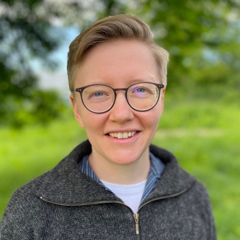 Headshot of Toni Seibold