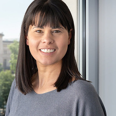 Headshot of Ysanne Choksey